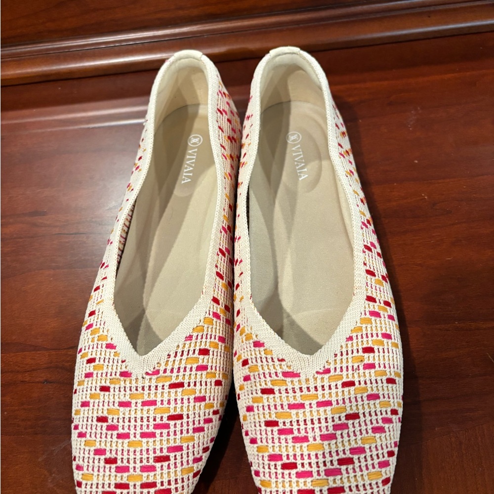 Vivaia Margot Flats Size 11 (43)